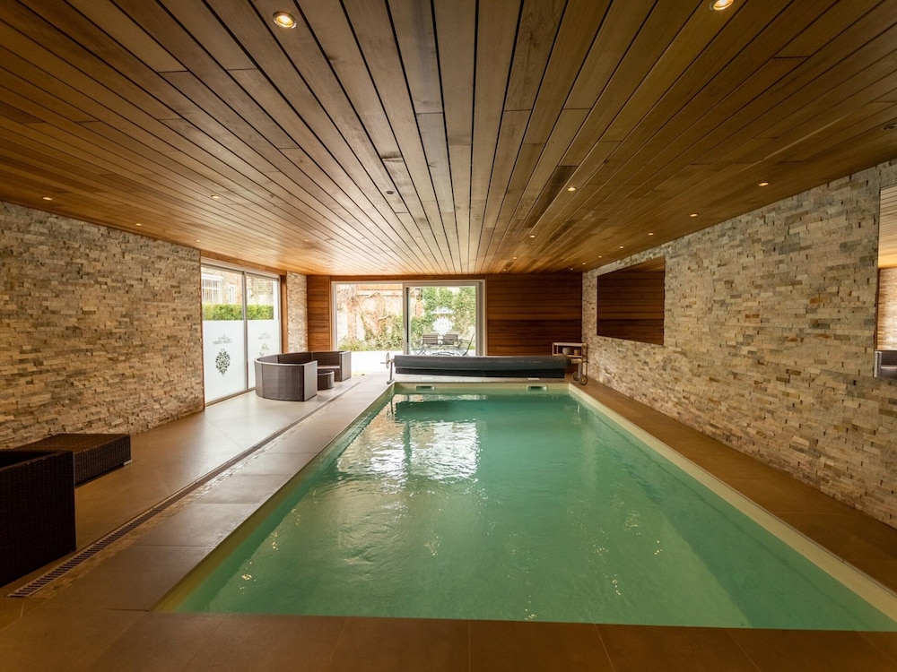 Villa in Coo With Indoor Pool & Near Waterfalls