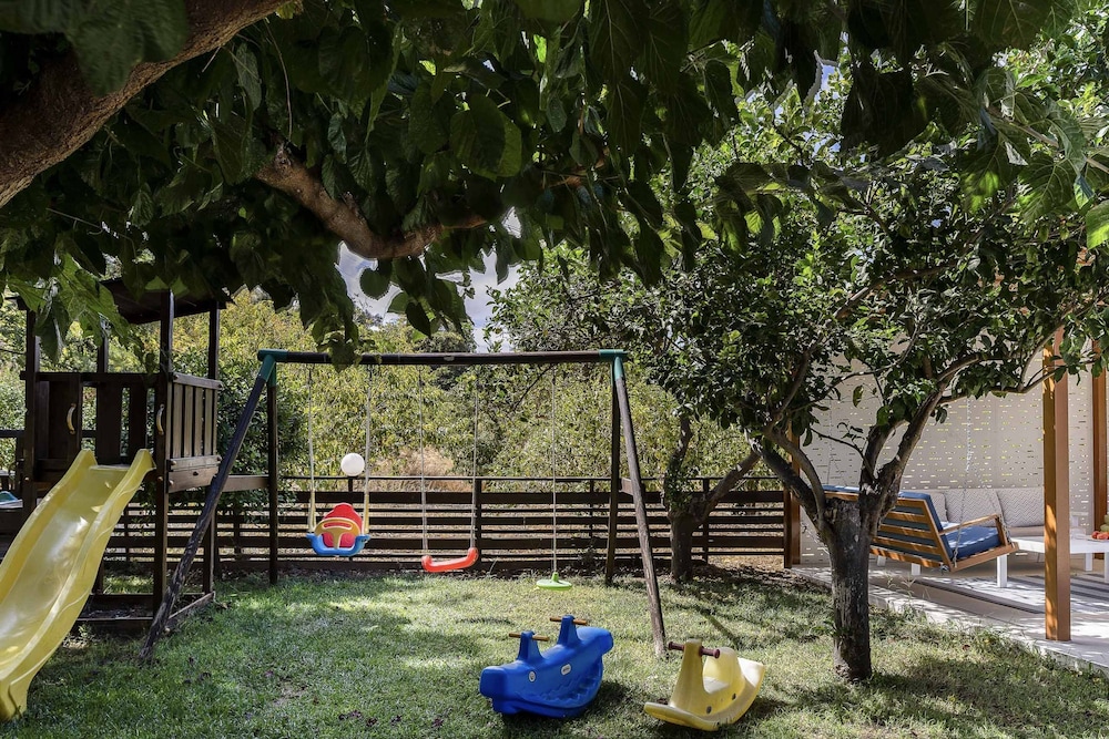 Maratho Villa - With Private Pool