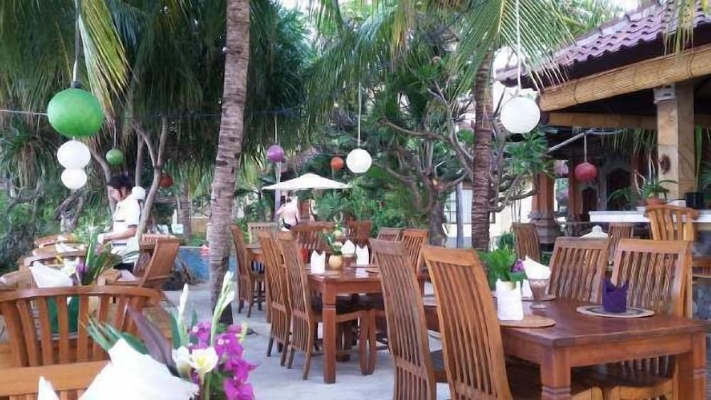 Apa Kabar Villas