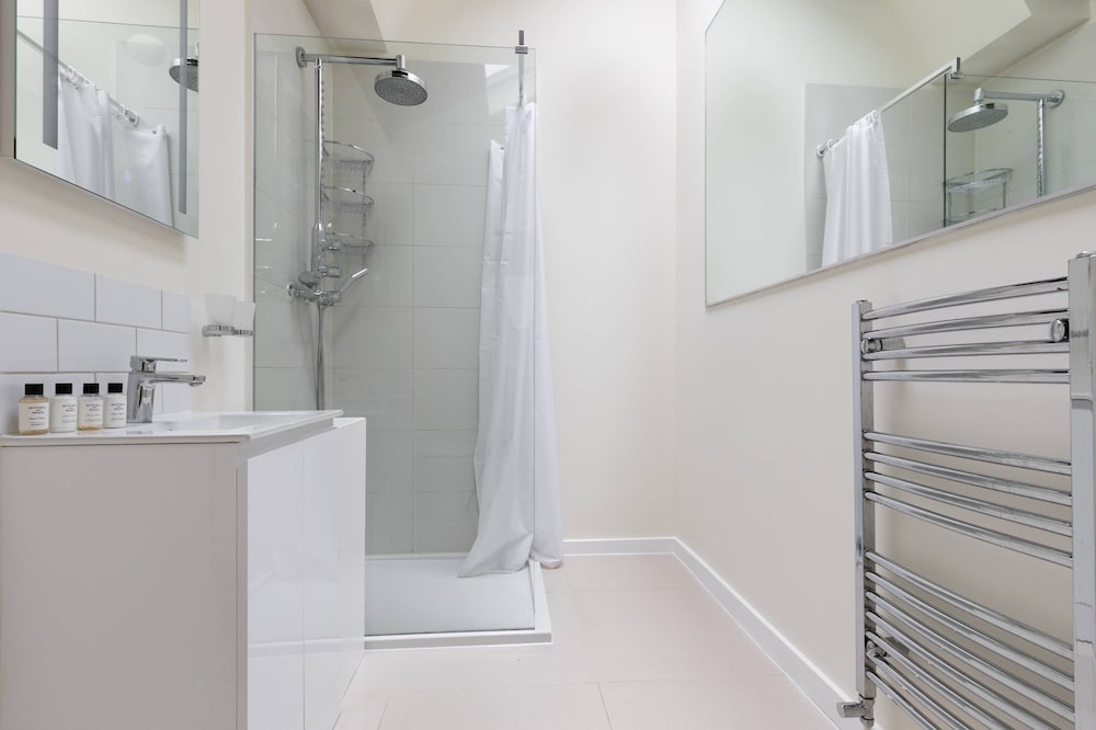 Codrington Mews III by Onefinestay