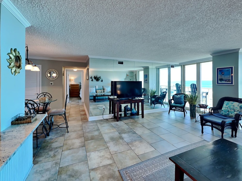 Sabine Yacht & Racquet by Southern Vacation Rentals, photo 32