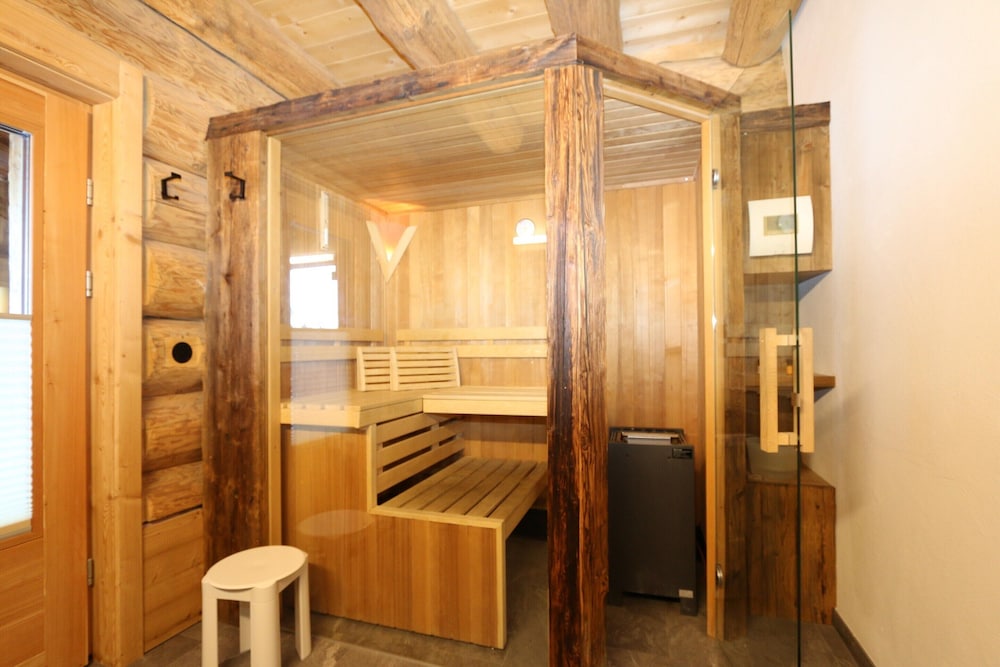 Chalet in Wildkogel With Ski-in/ski-out