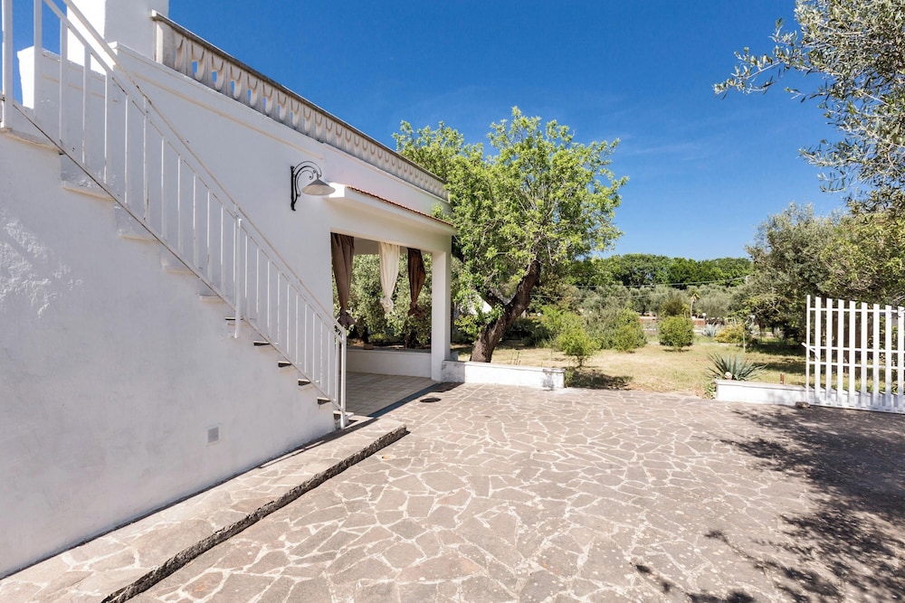 3937 Villa Irene by Barbarhouse view 2