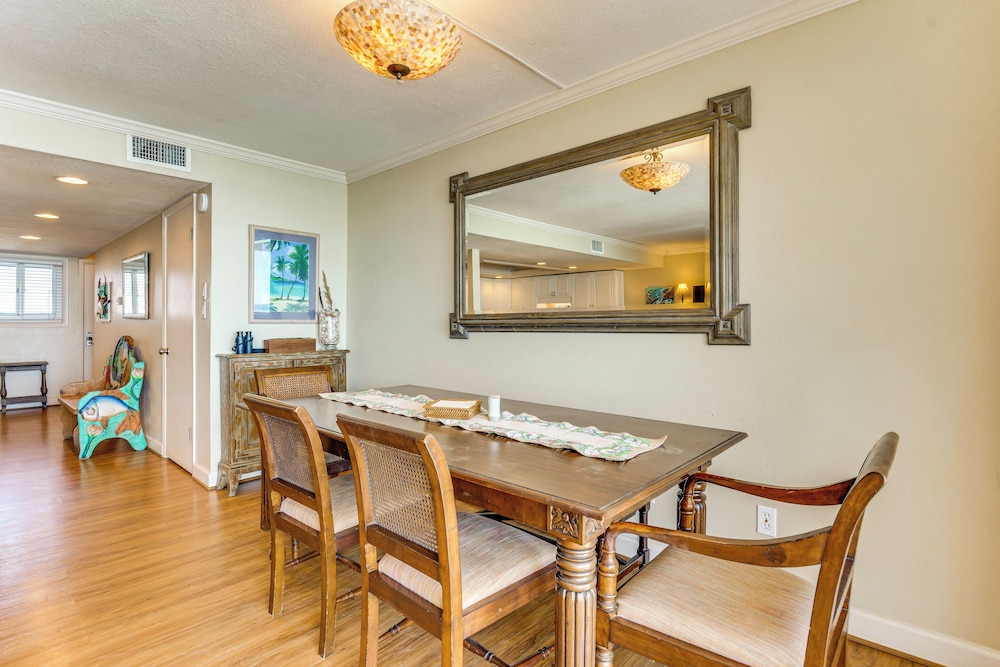 Direct Sand Access! Family Pensacola Beach Retreat
