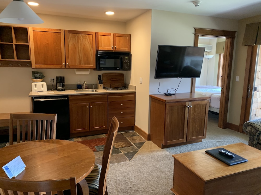 Winwood Condominiums by Windham Mountain Club