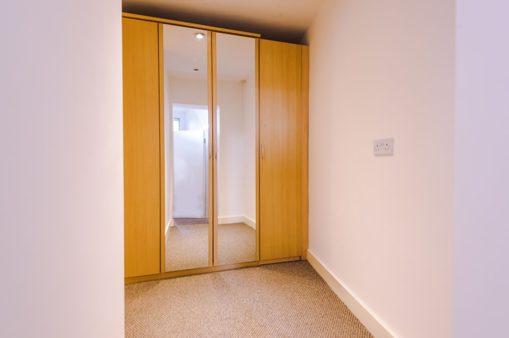Benson Apartments by Top House view 2