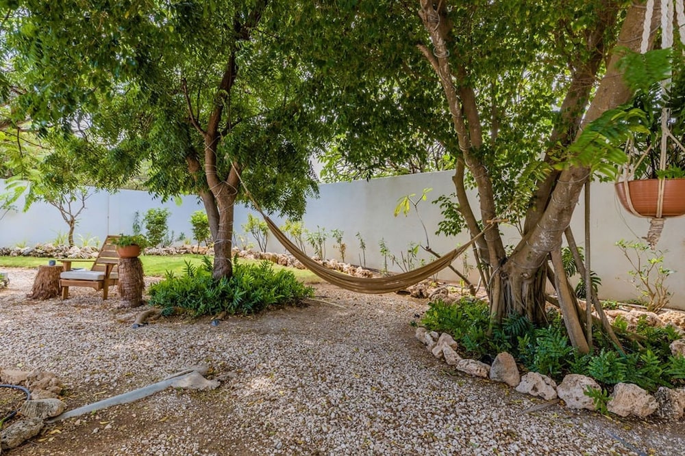 Boca Catalina Apt 3 Boca Catalina-1 Bed-full Kitchen Steps to Beach