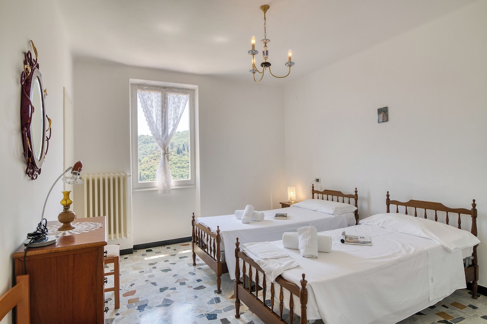 Ca Di Mamma en Alassio — hotel room