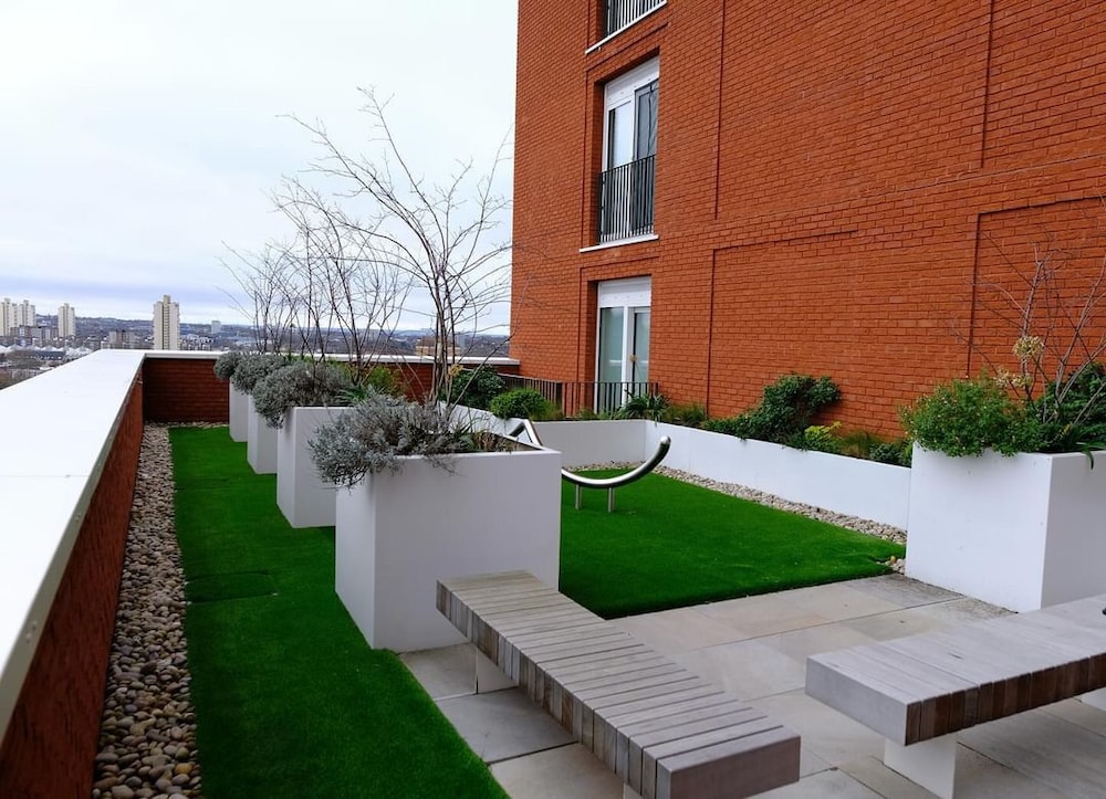 Luxury 2 Bedroom Apartment Near Central London
