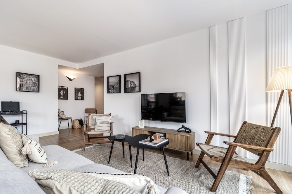 Dono - 3 Bedrooms Apartment in Chueca