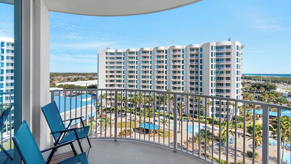 Palms Resort 2813: 2br, Pools, Courts, Gulf Views & Minutes to Beach!