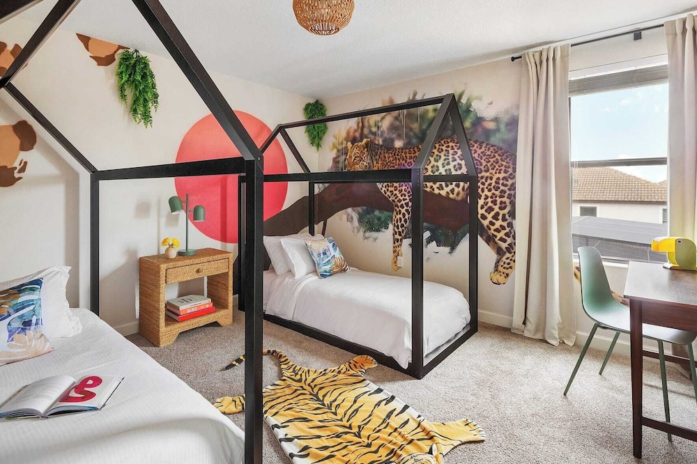 Sleeps 16! 8bdr Kid Haven w/ Pool & Arcade Orlando Resort Retreat by Avantstay