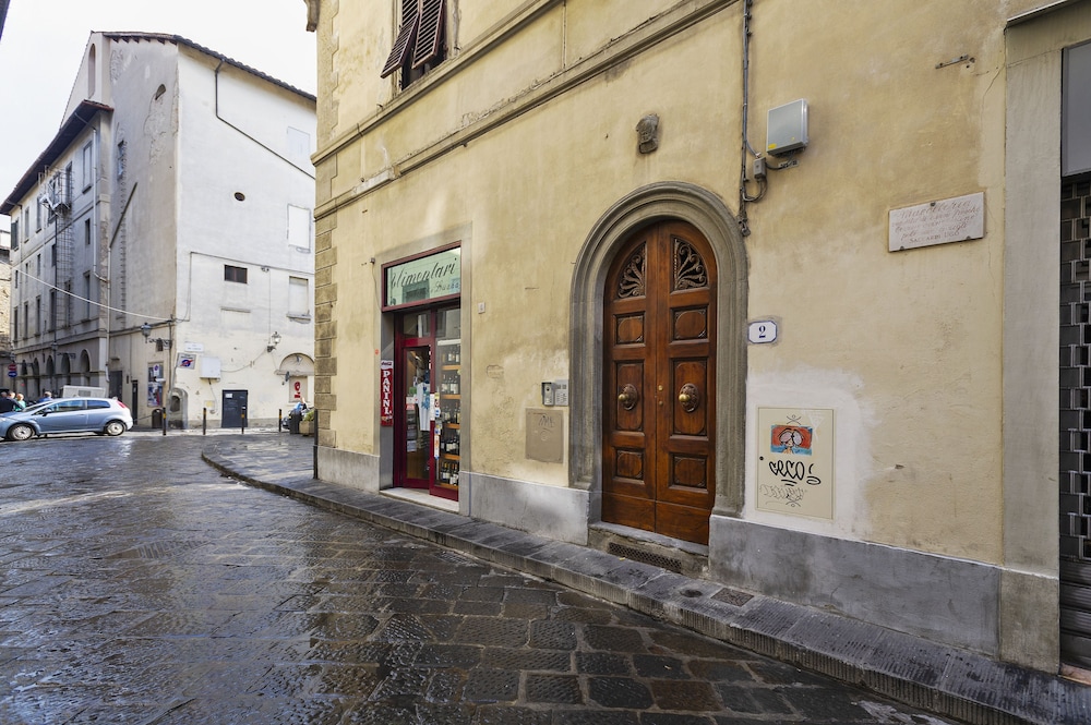 Santa Croce Stylish Flat