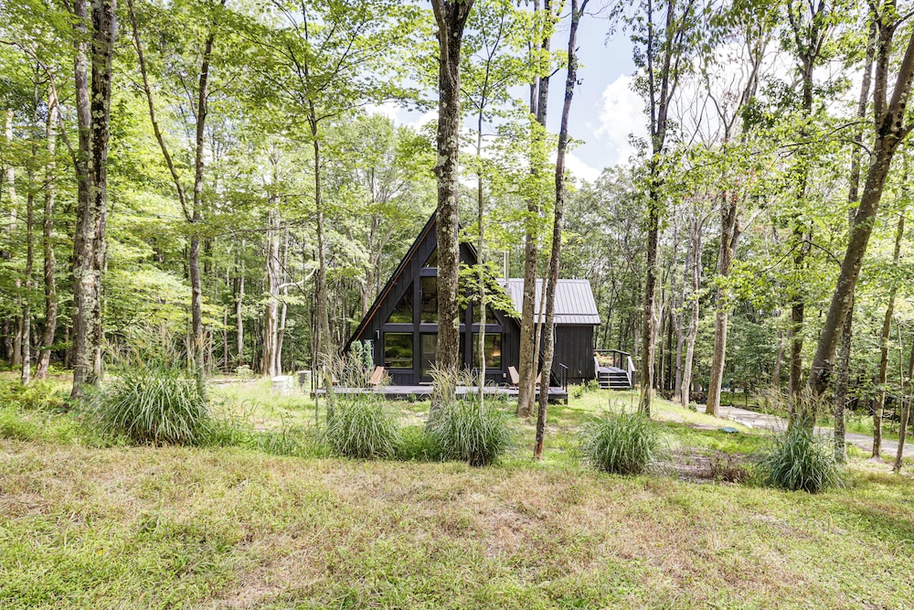 1 Mi to Resort Beach: Alpine Lake A-frame!