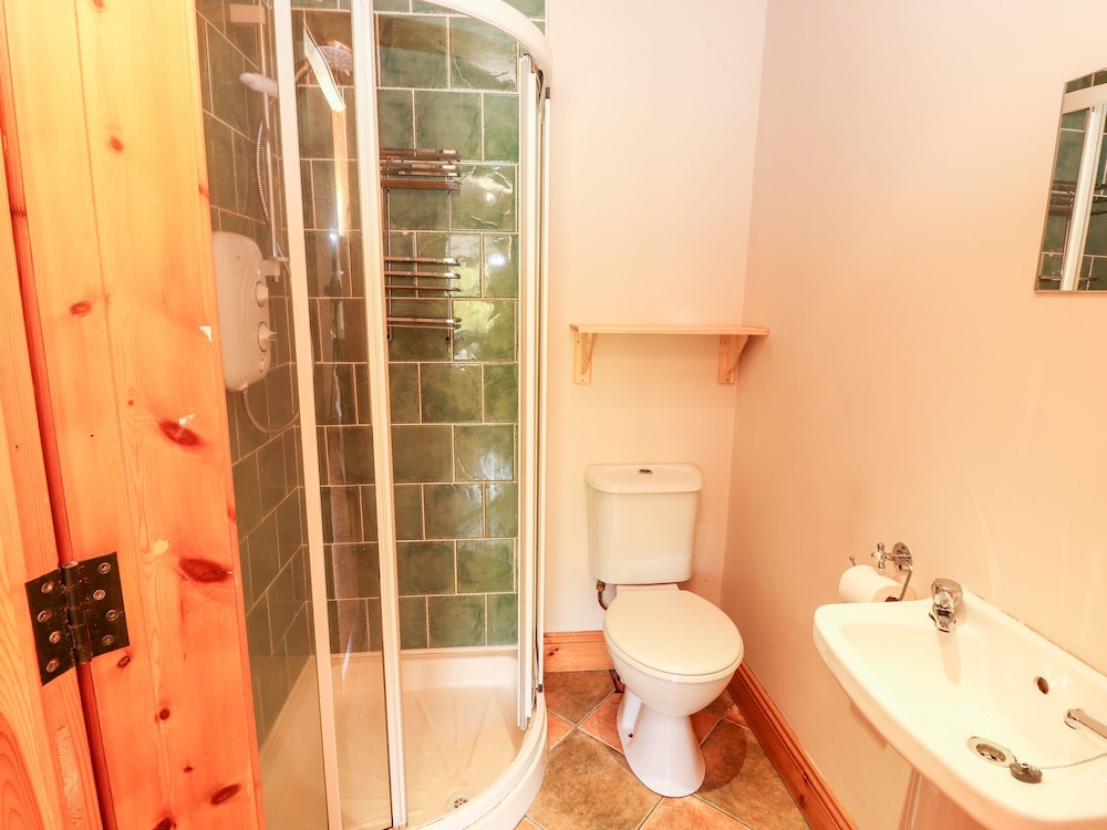 4 Killimer Road
