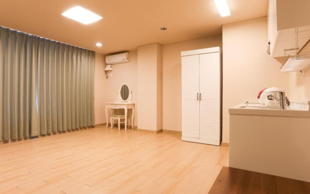 Gapyeong Cheongpyeong Verano Pension view 5