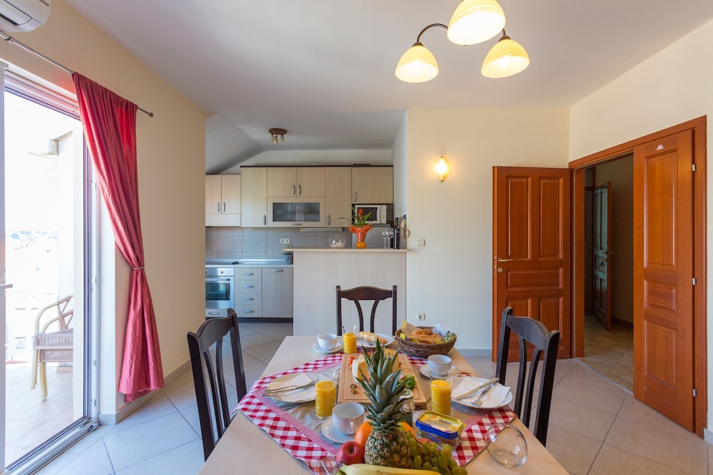 Burum Apartments