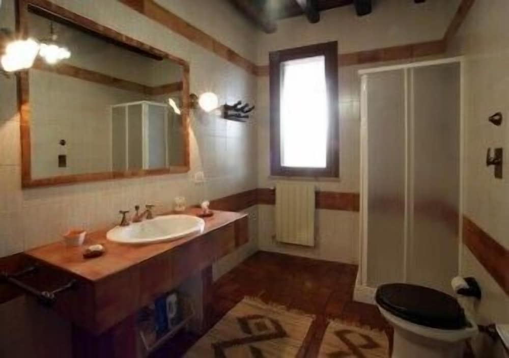 B&B Triskele view 4