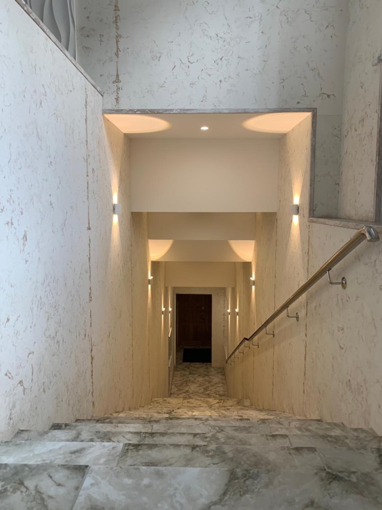 Matrix Hotel