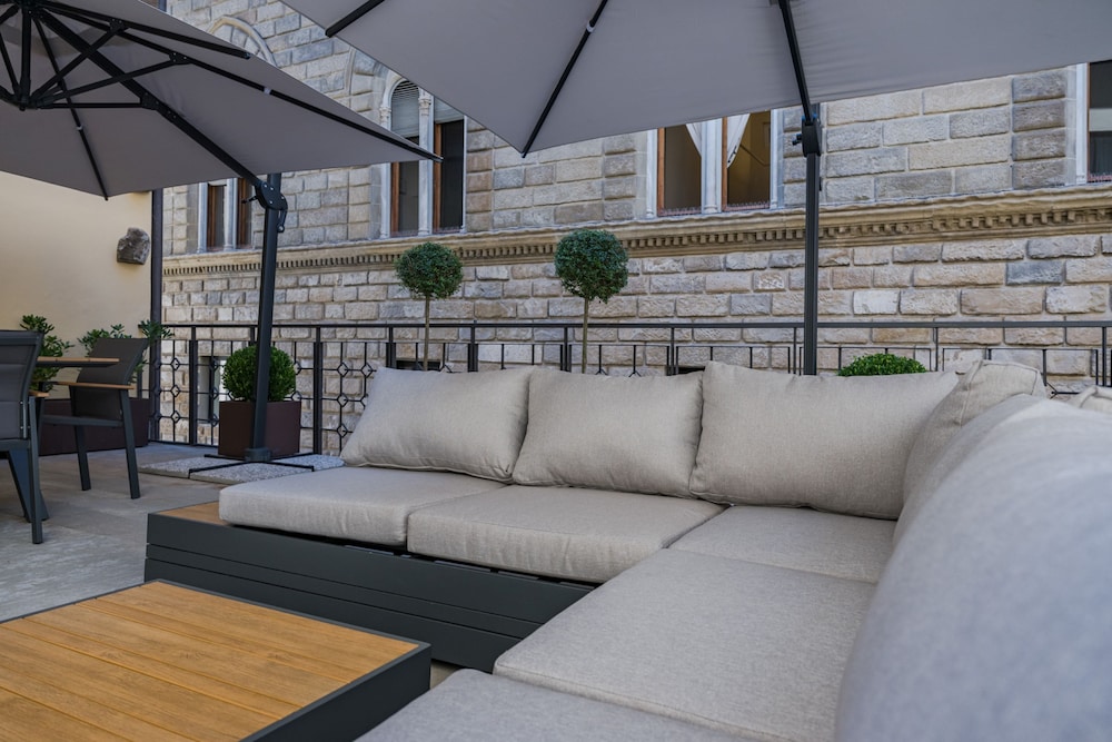 Palazzo Signoria Luxury Apartments photo 2