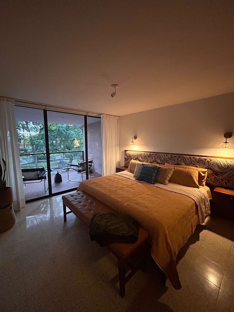 21 Wonderful Apartment Location Design Balcony AC