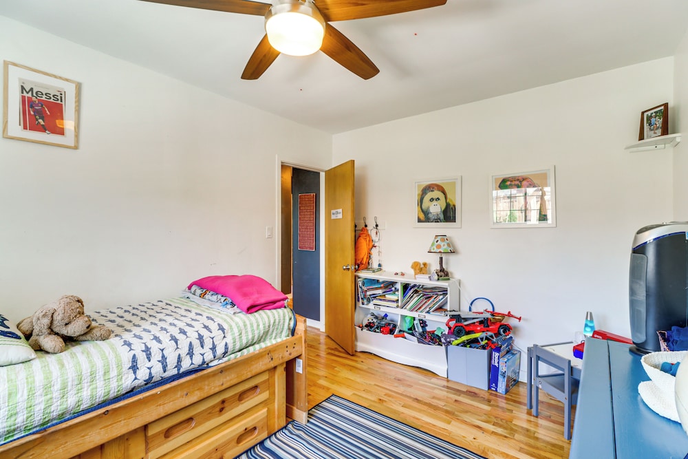 24 Mi to Slopes! Family Reno Home w/ Outdoor Oasis