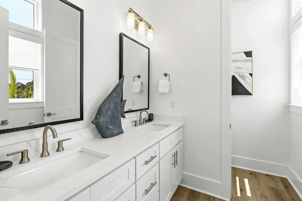 30A Born 2 Beach by Avantstay Luxury Gulf Views w/ Private Pool