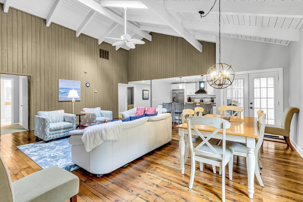 67 Forest Drive at The Sea Pines Resort