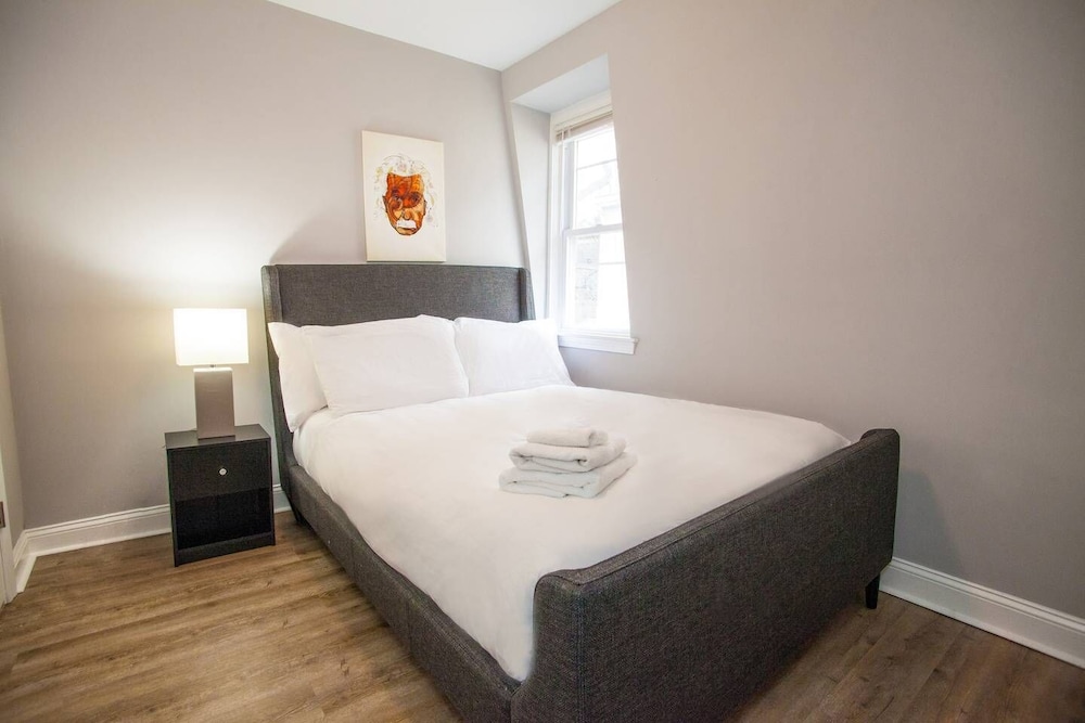 Boston Vacations - Central Boston Condo Sleep10 3full Bath North END - Property Image 4