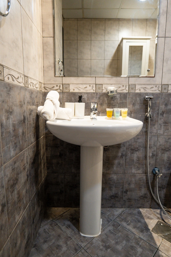 Venduras Elegant 1BR Dubai Marina