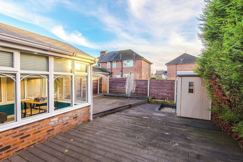 Modern 3-Bed - Near Etihad & City Centre