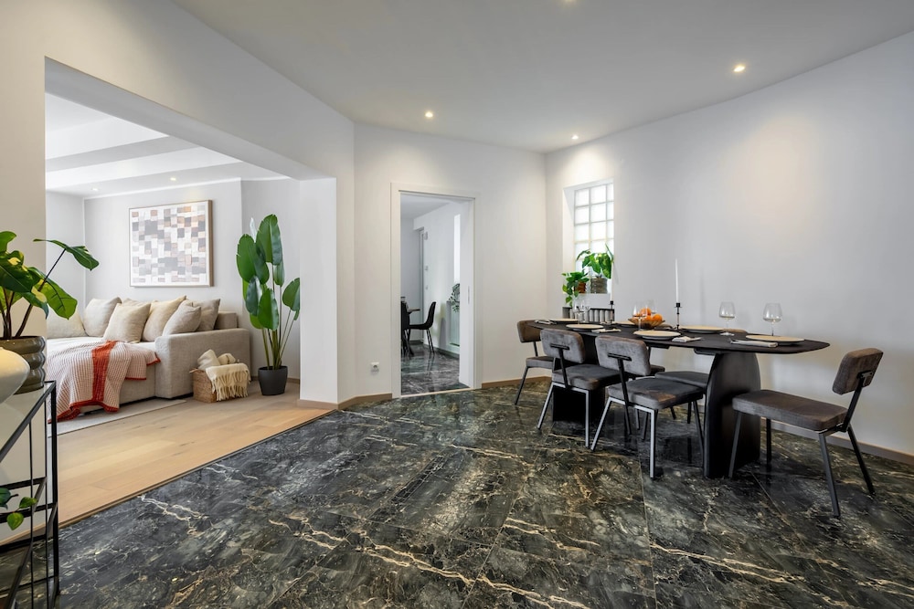 Grand 3BR Near Athenaeum Calea Victoriei