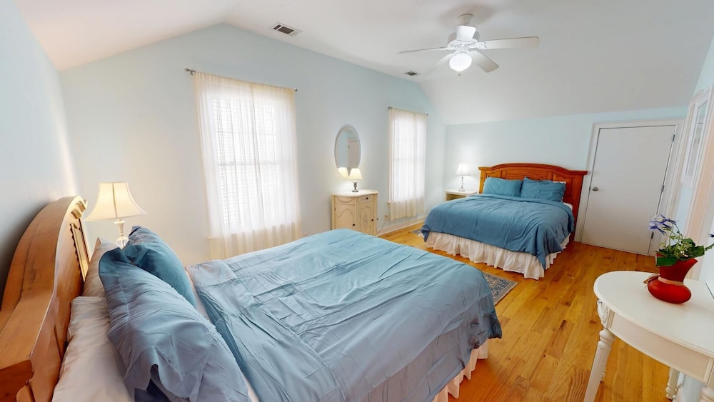 1308 Lovell Avenue by Tybee Vacation Rentals