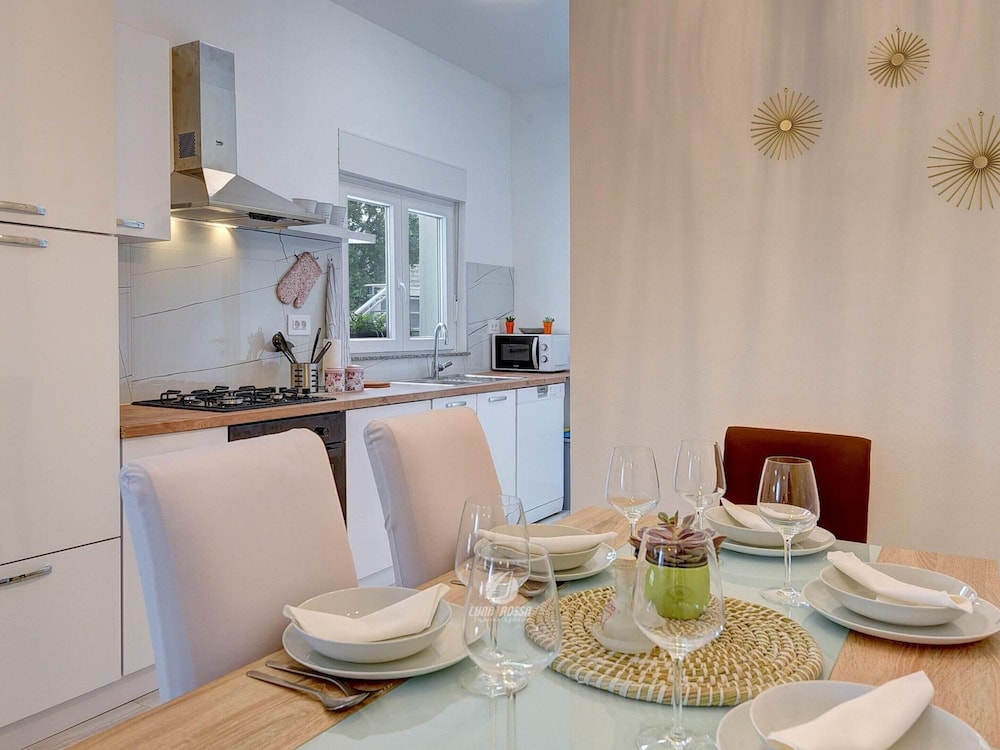 Apartment in Valtura With Family-friendly Yard
