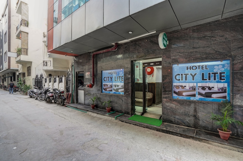 Hotel City Lite Near Delhi Airport