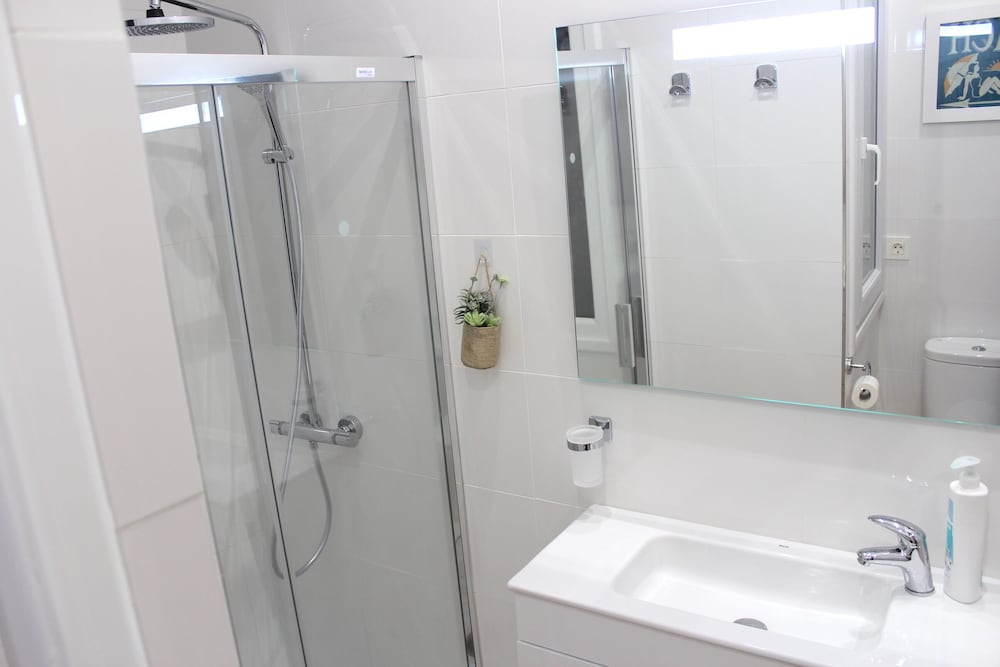 CENTRAL APARTMENT NEAR THE SEA - by SanSebastianApartments.es