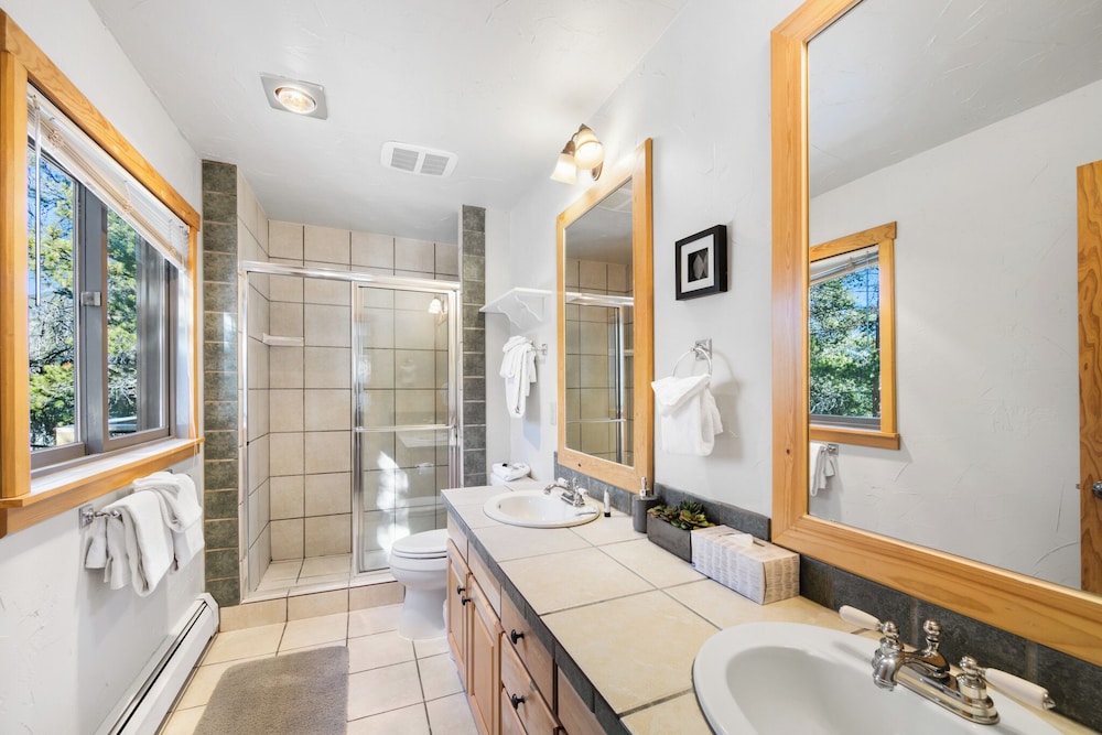 11 Appaloosa Court