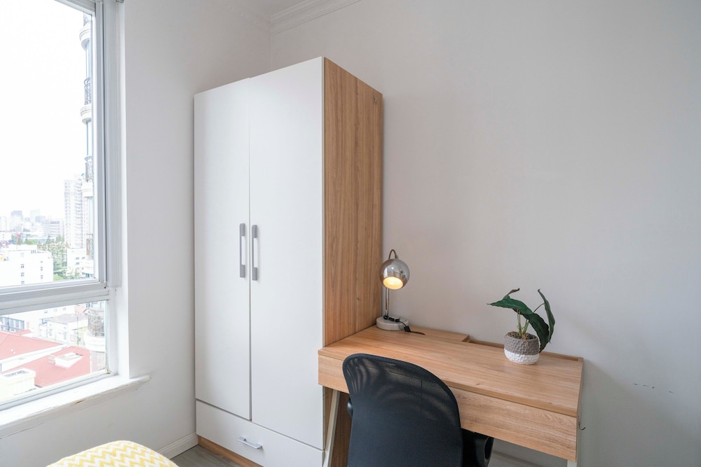 Tyms Xujiahui Prime 2BR APTGarden