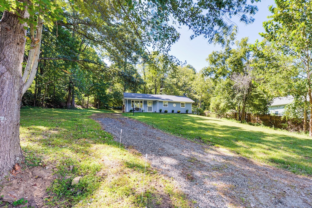 Peaceful Chatham Home in Virginia Countryside!