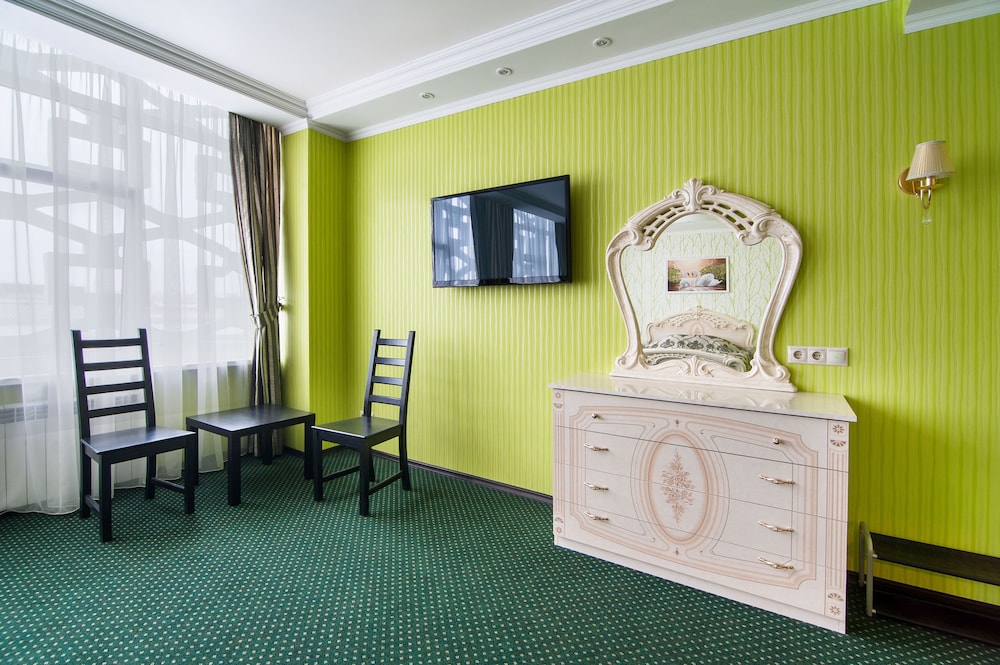Express hotel & hostel