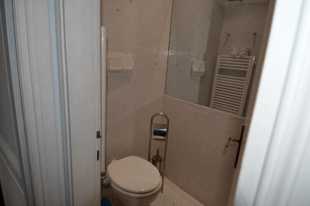 Colosseum Apartments - Colosseum Apartment 6 pax