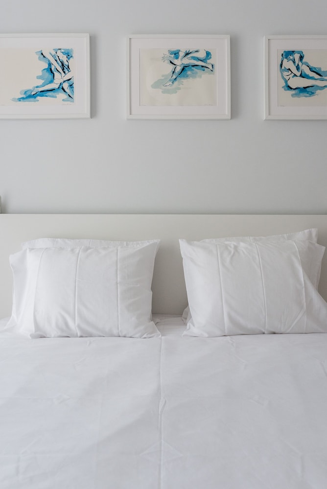 Penha1 · Lisbon's Charming and Bright Apartment view 4