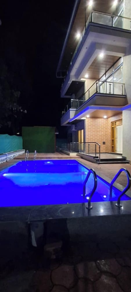 Assort Villa
