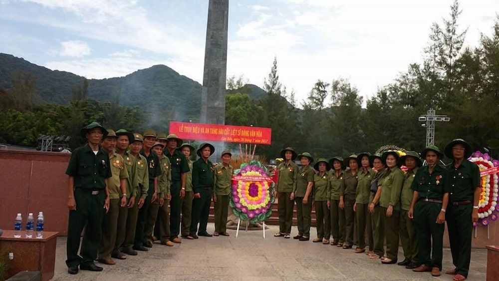 Nha Khach Con Dao