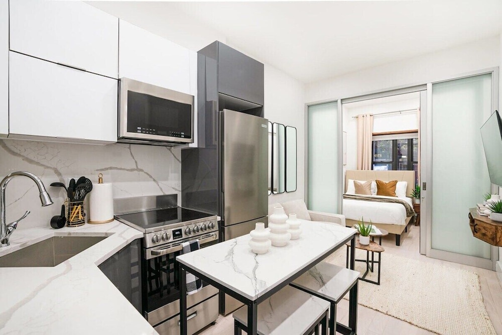 317 UES Apartments