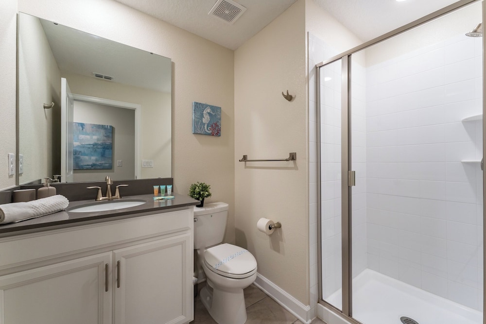 Enchanted 5BR Townhome Disney Fun Awaits
