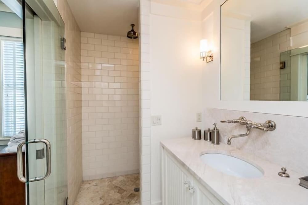 The Flagship of Watersound 5 Bedroom Holiday Home by Five Star Properties
