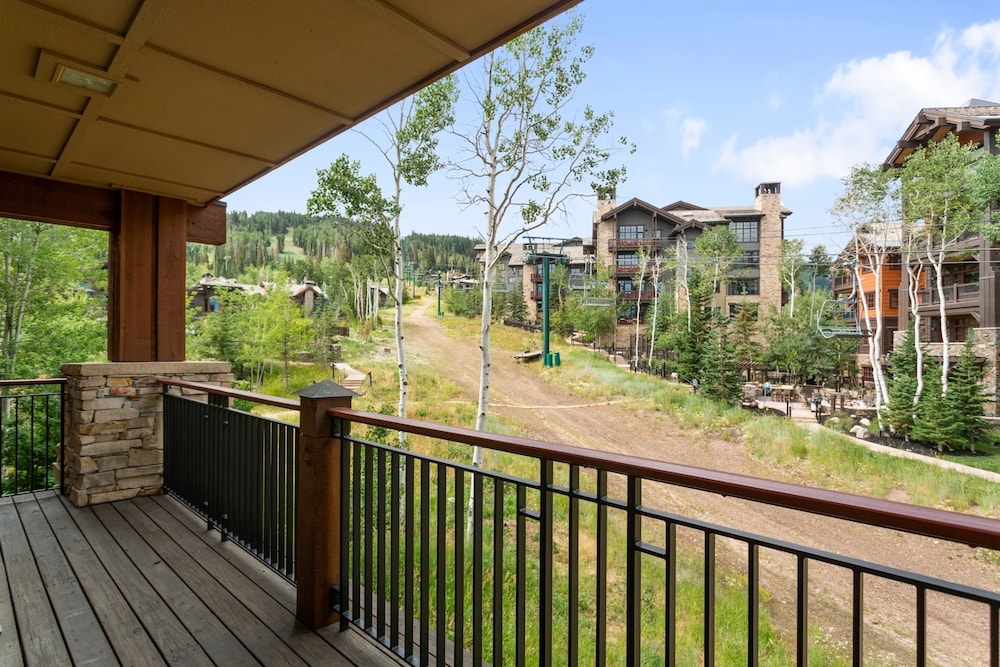 Shooting Star Lodge at Deer Valley Resort - Three Bedroom Residence #206 3 Condo