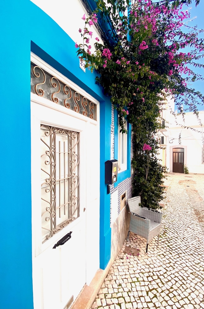 Zenit Guest House