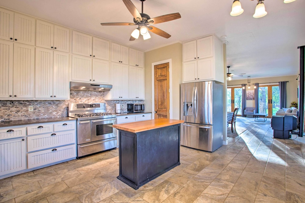 Gainesville Vacations - Charming Gainesville Retreat: Barn, Horses Welcome - Property Image 32